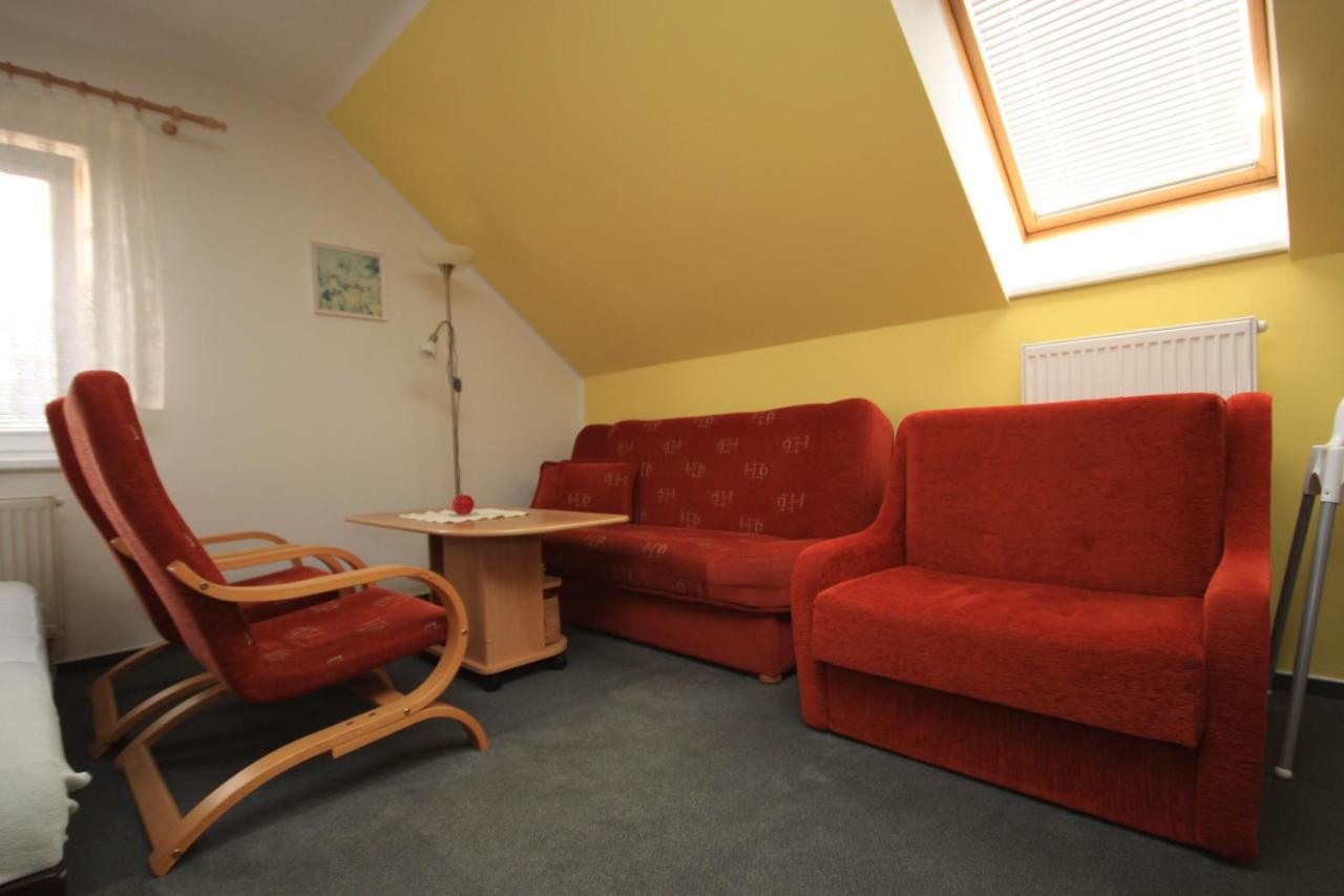 Apartman Pod Cernou Horou Rožnov pod Radhoštěm Exterior foto